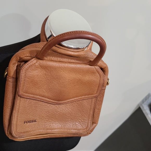 Fossil Leather Handbag - Picture 9 of 13